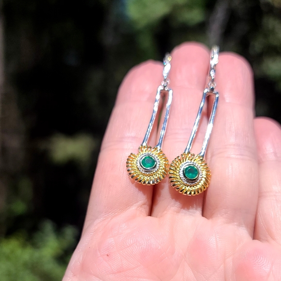 Green Onyx Sterling & 24k gold long STUNNING earrings ✨️ - Picture 7 of 9
